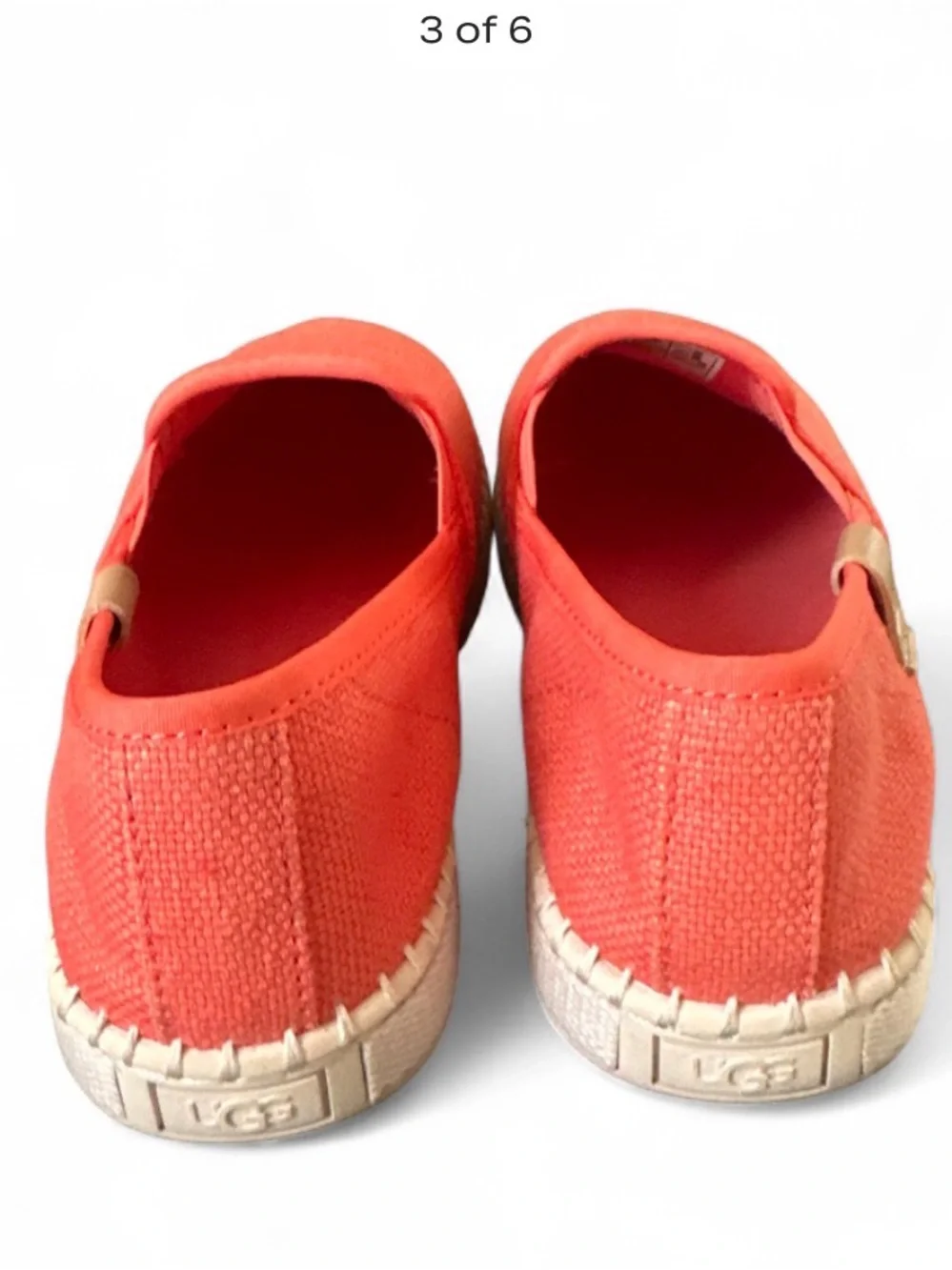 UGG casual slip